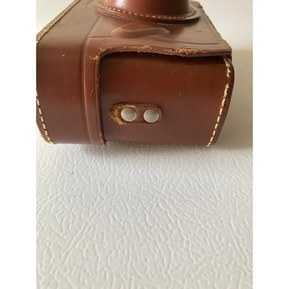 Vintage Argus rangefinder camera - Classic photography collector's item Untested